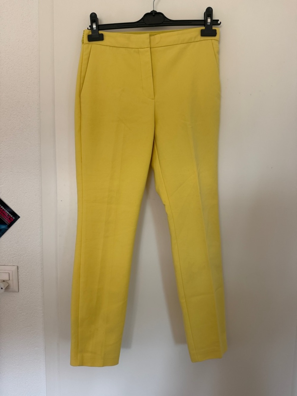 Bundle of  2 Ankle Pants.             Zara Yellow (M) & H&M ice blue ankle (6)